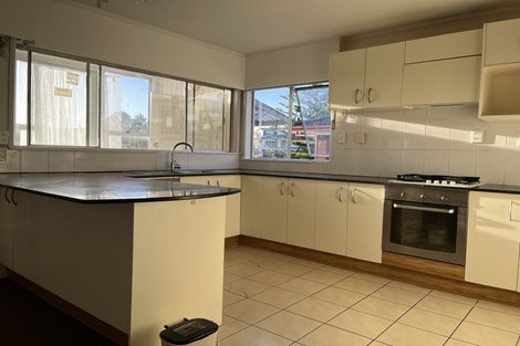 Photo of property in 13 Marriott Road, Pakuranga, Auckland, 2010