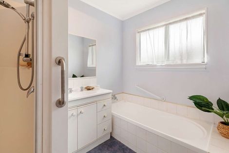 Photo of property in 6b Saint Helens Place, Tawhero, Whanganui, 4501