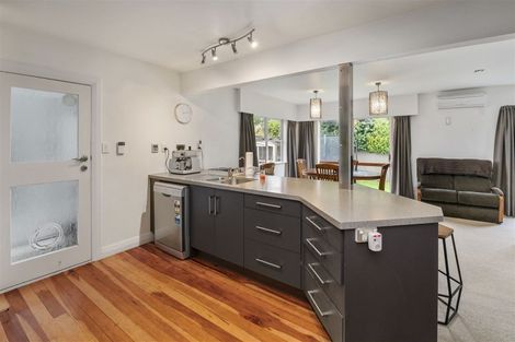 Photo of property in 24 Highbury Drive, Levin, 5510