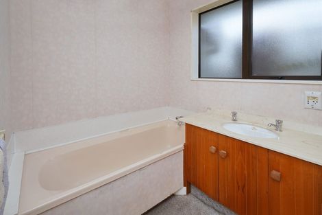 Photo of property in 1/3 Arran Crescent, Woolston, Christchurch, 8062