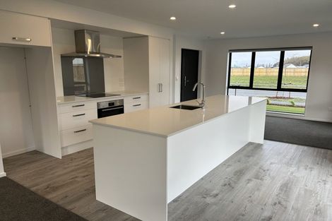 Photo of property in 27 Timara Crescent, Marshland, Christchurch, 8083