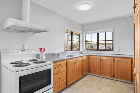 Photo of property in 1/20 Sturges Road, Henderson, Auckland, 0612