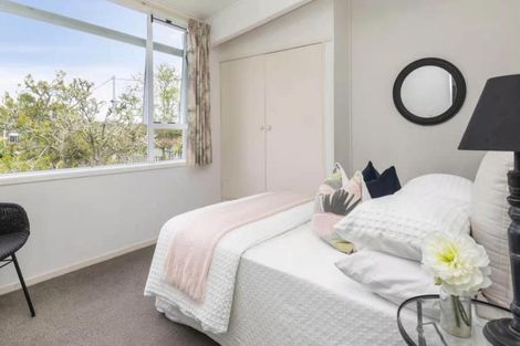 Photo of property in 145 Bleakhouse Road, Mellons Bay, Auckland, 2014