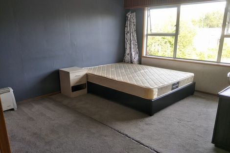 Photo of property in 12 Exmouth Road, Northcote, Auckland, 0627