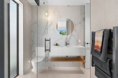 Photo of property in 146a Straven Road, Fendalton, Christchurch, 8014