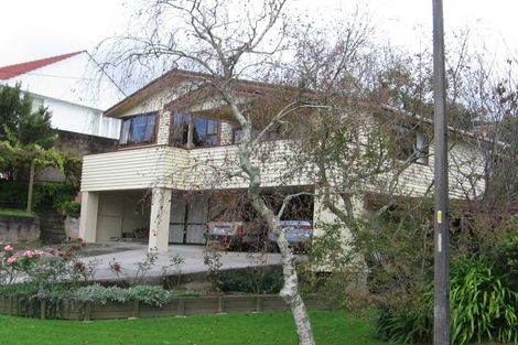 Photo of property in 11 Tui Vale Road, Shelly Park, Auckland, 2014