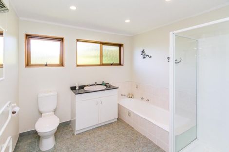 Photo of property in 178 Paremata Road, Paremata, Porirua, 5024