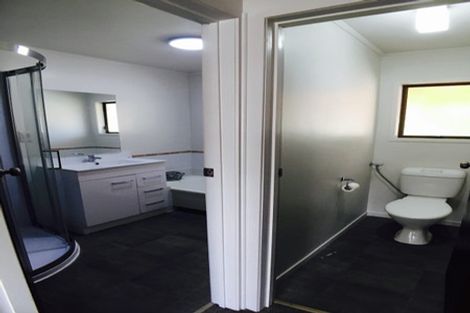 Photo of property in 6 Marendellas Drive, Bucklands Beach, Auckland, 2014