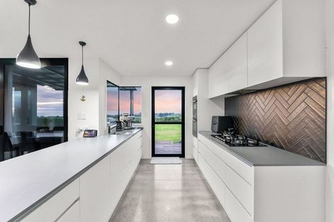 Photo of property in 1 Ekuarangi Place, Kaitake, New Plymouth, 4374