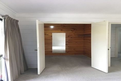 Photo of property in 11 Kereru Grove, Greenhithe, Auckland, 0632