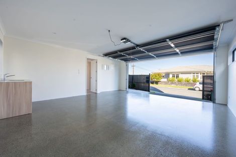 Photo of property in 44a Merani Street, Belmont, Auckland, 0622