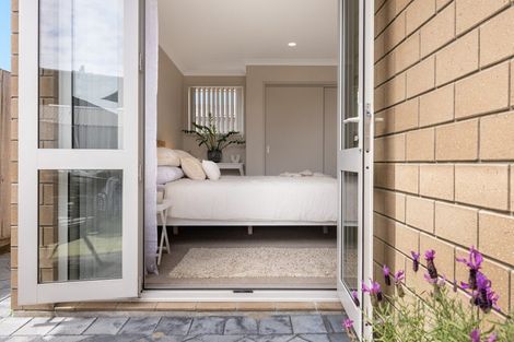 Photo of property in 9a Dickson Road, Papamoa Beach, Papamoa, 3118