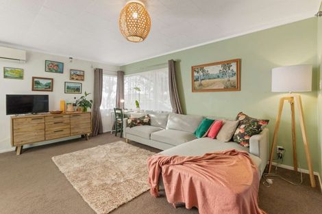 Photo of property in 9 Bronte Place, Owhata, Rotorua, 3010