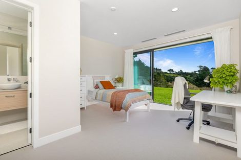 Photo of property in 135 Okura River Road, Okura, Albany, 0792