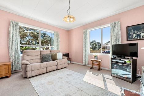 Photo of property in 17 Hart Avenue, Boulcott, Lower Hutt, 5011