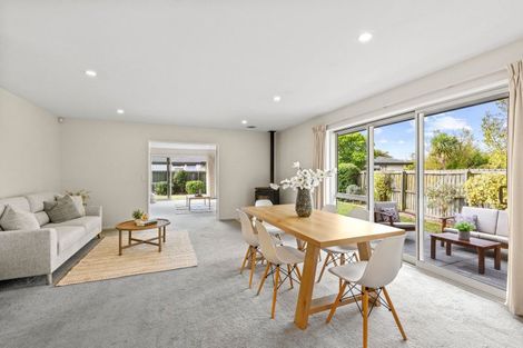 Photo of property in 135 Winters Road, Mairehau, Christchurch, 8052