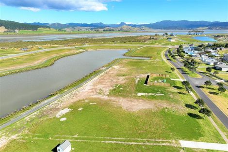 Photo of property in 229 Hamiora Street, Matarangi, 3592