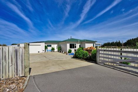 Photo of property in 2 Neva Street, Fortrose, Invercargill, 9875
