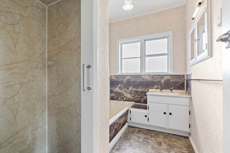 Photo of property in 11 Gordon Street, Lansdowne, Masterton, 5810