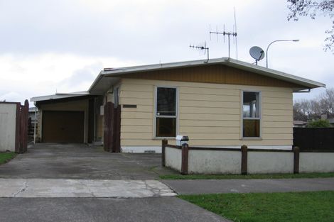 Photo of property in 2 Rhodes Drive, Kelvin Grove, Palmerston North, 4414