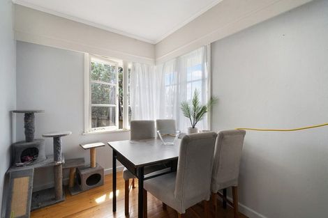 Photo of property in 4134 Great North Road, Glendene, Auckland, 0602