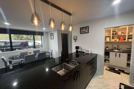 Photo of property in 14a Rutland Street, Levin, 5510