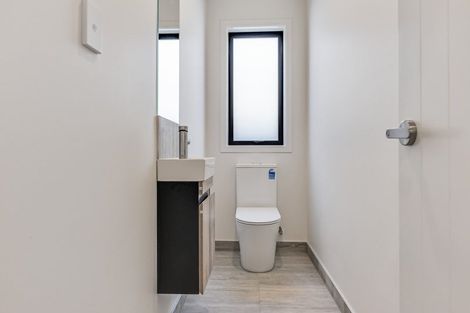 Photo of property in 33 Overton Street, Rototuna North, 3210