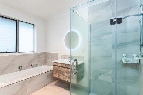 Photo of property in 14 Sydney Place, Flagstaff, Hamilton, 3210