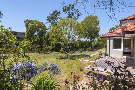 Photo of property in 62 Parkhill Road, Mellons Bay, Auckland, 2014