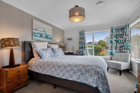 Photo of property in 42 Waratah Street, Avondale, Christchurch, 8061