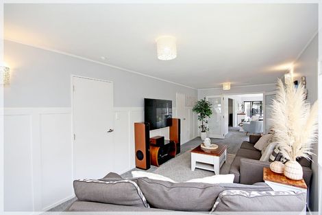 Photo of property in 9 Rosvall Place, Foxton Beach, Foxton, 4815