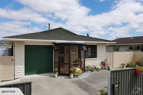 Photo of property in 3a Tui Mill Grove, Feilding, 4702
