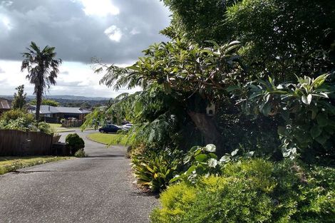 Photo of property in 10 Citation Way, Botany Downs, Auckland, 2010