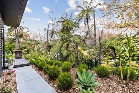 Photo of property in 12 Mackillop Way, Brooklands, New Plymouth, 4310