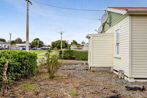 Photo of property in 50 Terou Street, Manaia, 4612