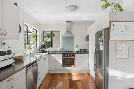 Photo of property in 112 Vale Street, Otumoetai, Tauranga, 3110