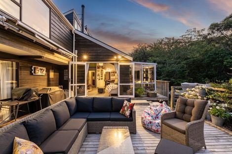 Photo of property in 6 Anchor Lane, Whitby, Porirua, 5024