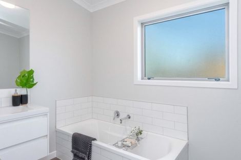 Photo of property in 1 Morris Road, Hillcrest, Hamilton, 3216