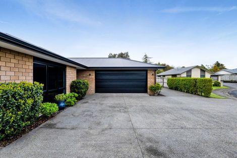 Photo of property in 38 Montague Grove, Stratford, 4332