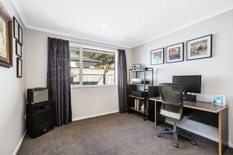 Photo of property in 31 Banks Boulevard, Whitby, Porirua, 5024