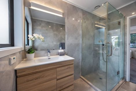 Photo of property in 40 Felton Mathew Avenue, Saint Johns, Auckland, 1072