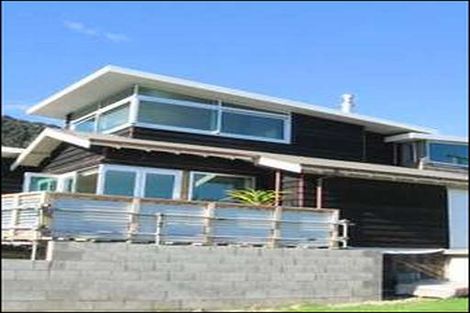 Photo of property in 18 Maire Street, Eastbourne, Lower Hutt, 5013