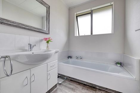 Photo of property in 42a Weld Street, Cambridge, 3434