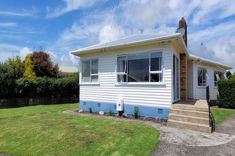 Photo of property in 7 Margaret Place, Merrilands, New Plymouth, 4312