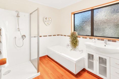 Photo of property in 98 Totara Drive, Pukete, Hamilton, 3200