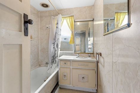 Photo of property in 53 Ryan Street, Phillipstown, Christchurch, 8011