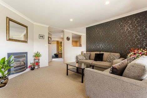 Photo of property in 10 Station Road, Huapai, Kumeu, 0810