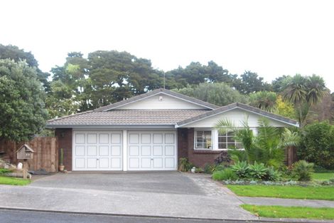 Photo of property in 33 Kuripaka Crescent, The Gardens, Auckland, 2105