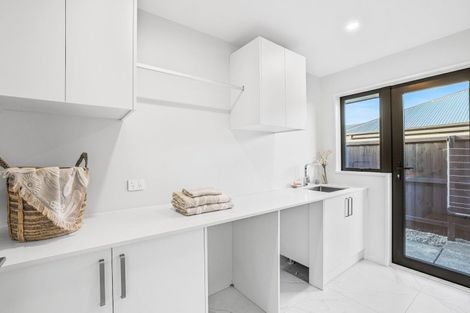 Photo of property in 9 Silverwood Lane, Leamington, Cambridge, 3495