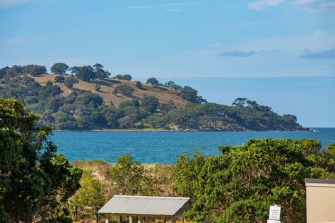 Photo of property in 5 Matariki Street, Omaha, 0986